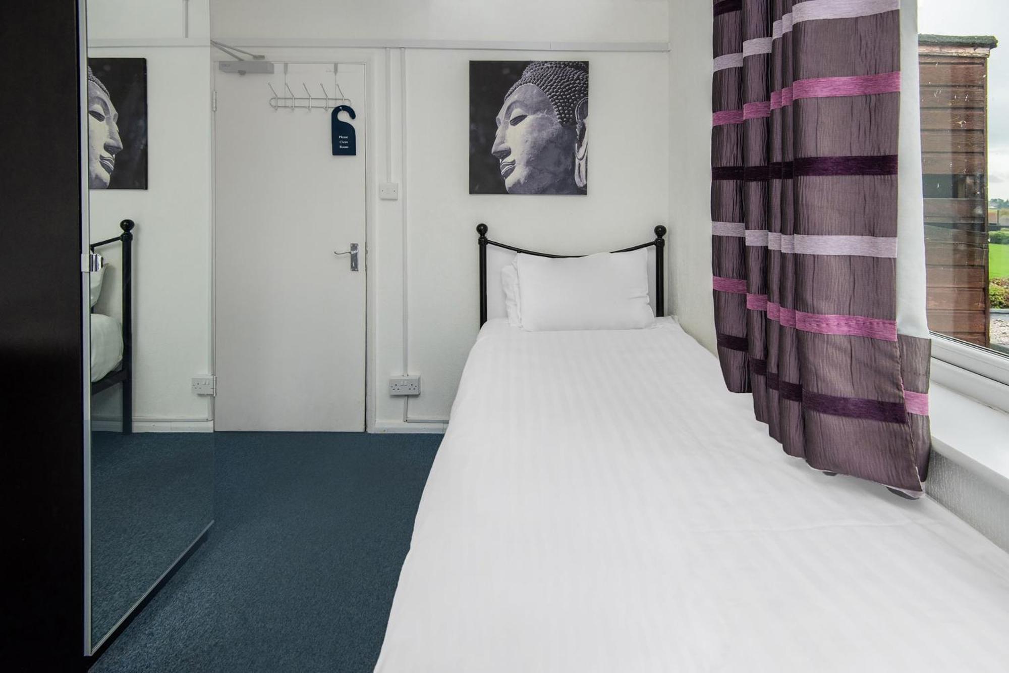 Chris'S Motel Stokenchurch Zewnętrze zdjęcie