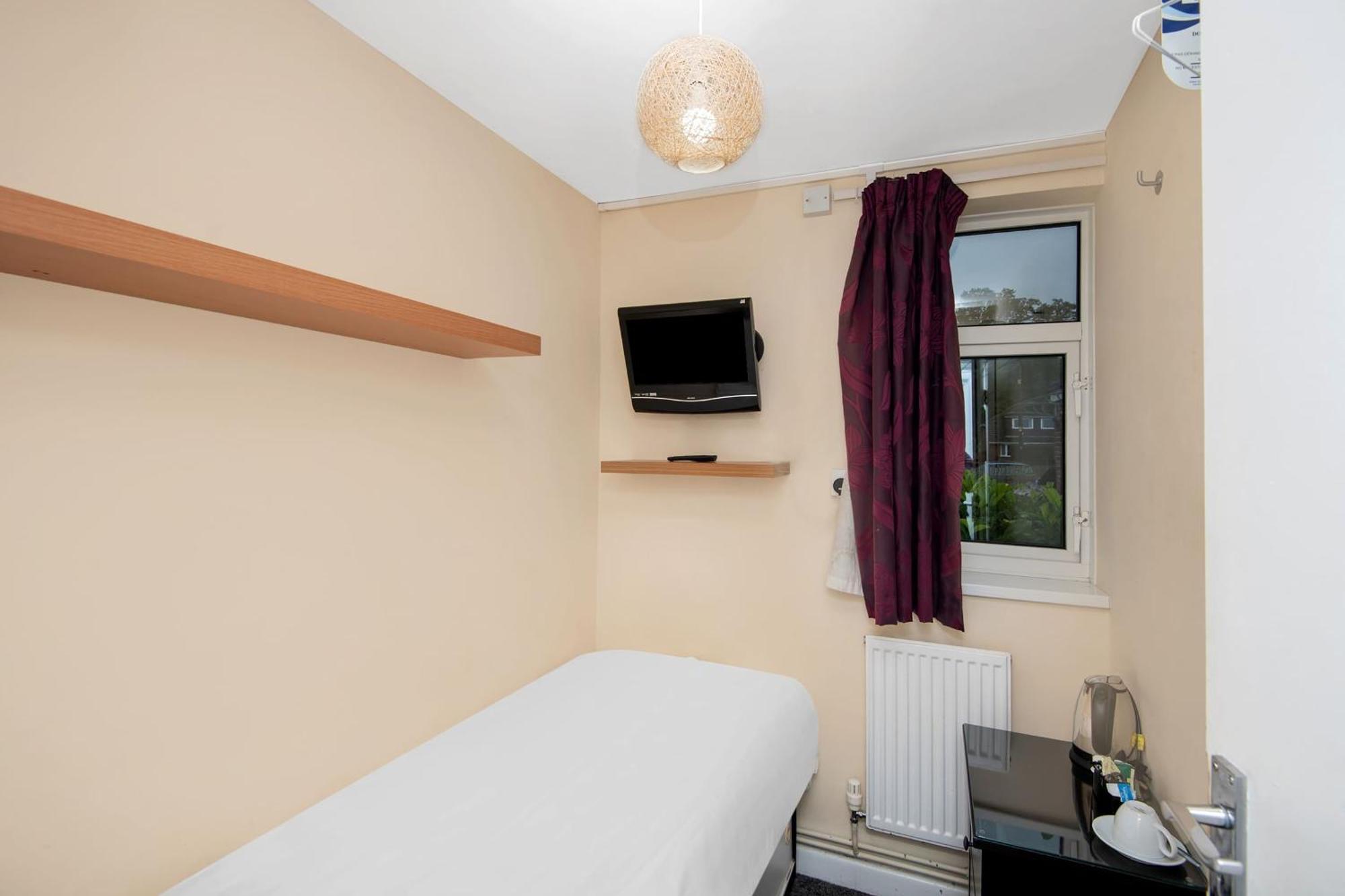 Chris'S Motel Stokenchurch Zewnętrze zdjęcie