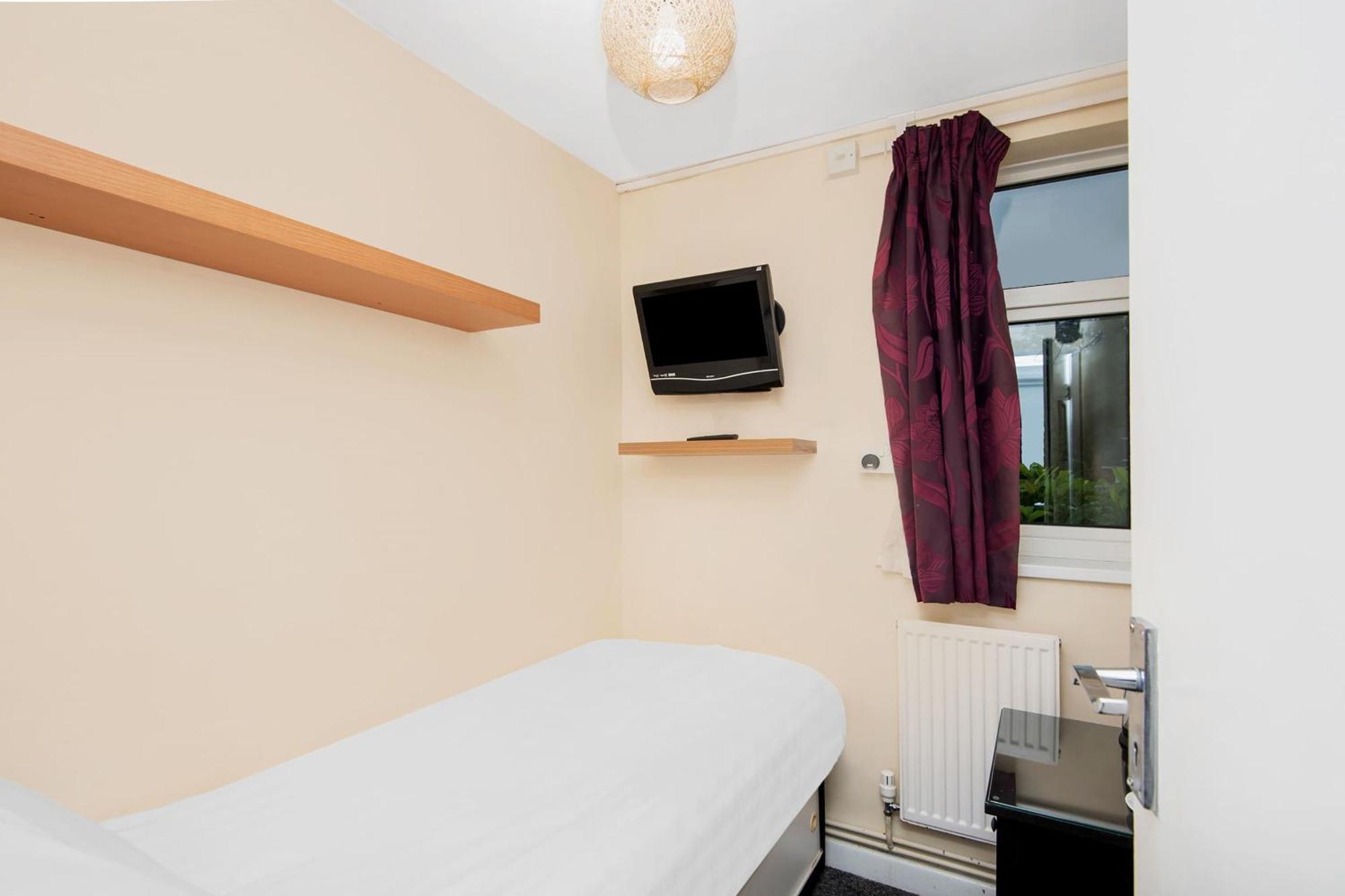 Chris'S Motel Stokenchurch Zewnętrze zdjęcie